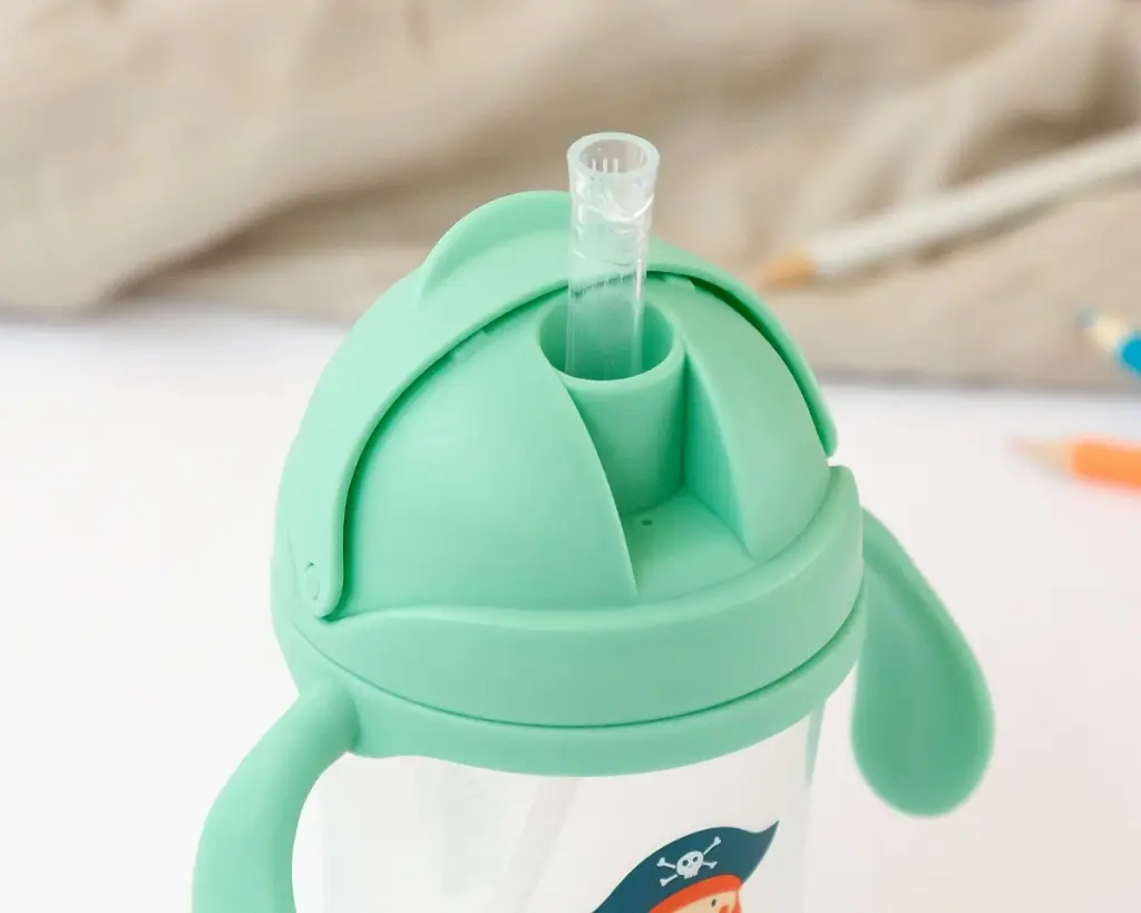 Taza con pajita Pirata Verde Step 3 - Kiokids