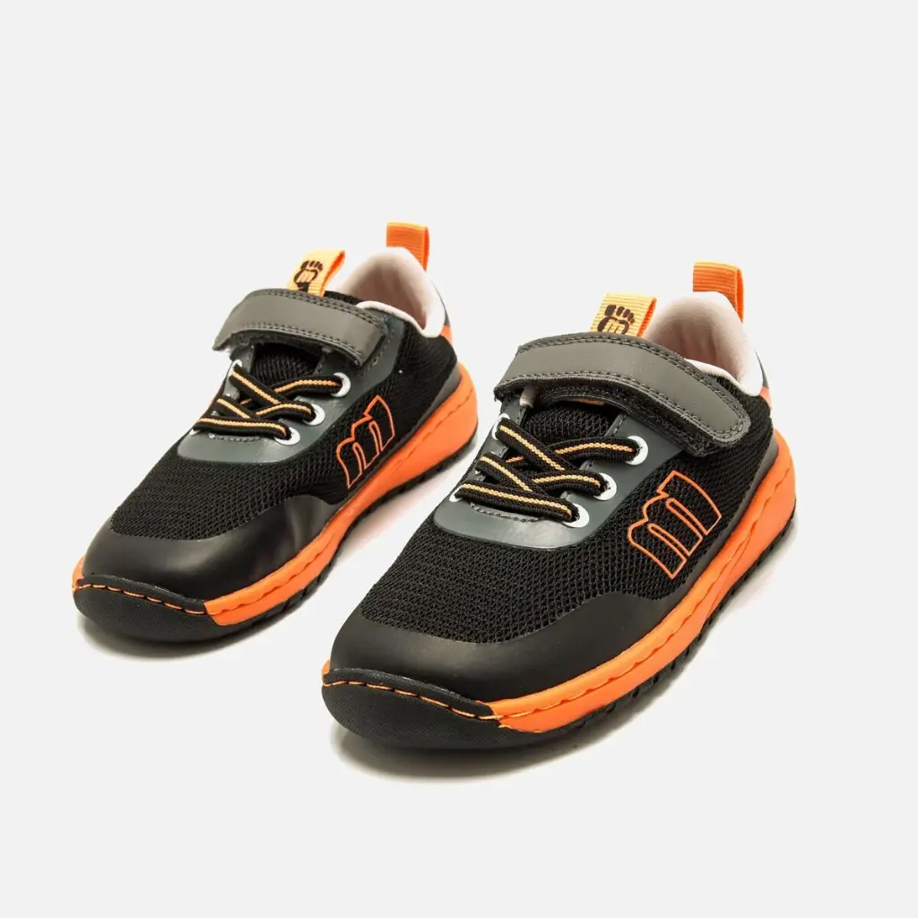Zapatillas respetuosas Mustang - Free Negro/Naranja