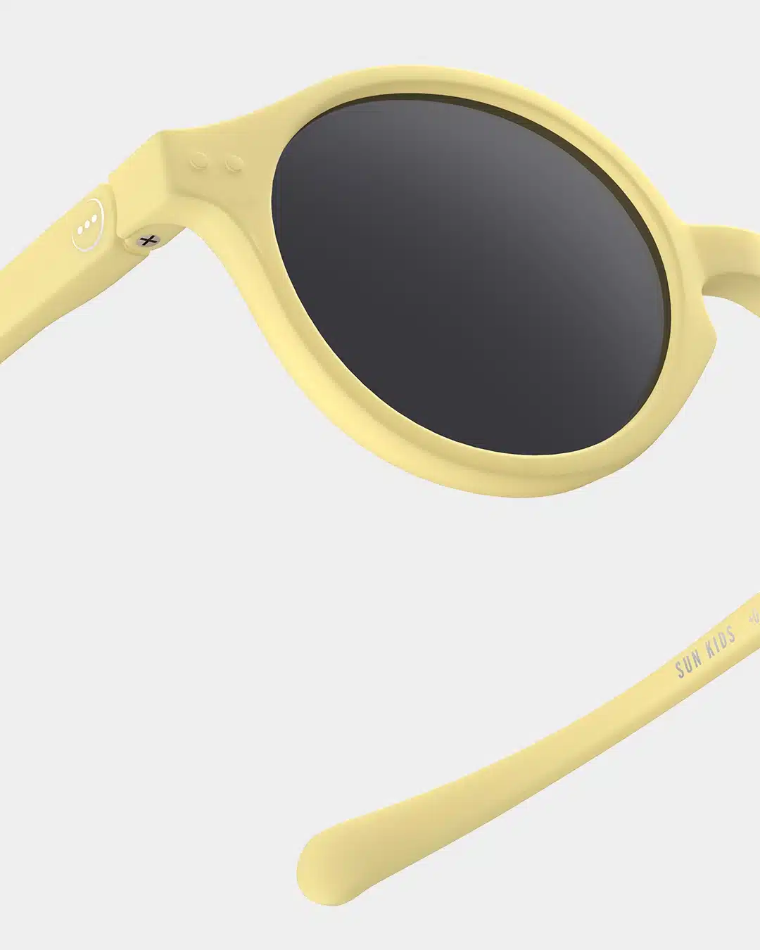 ef_kids1236ac74_3-izi_d_kids_lemonade_vue3_1