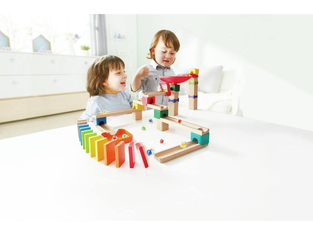 Hape Marble Run Rally Track – Circuito de canicas de madera (50 pzas)