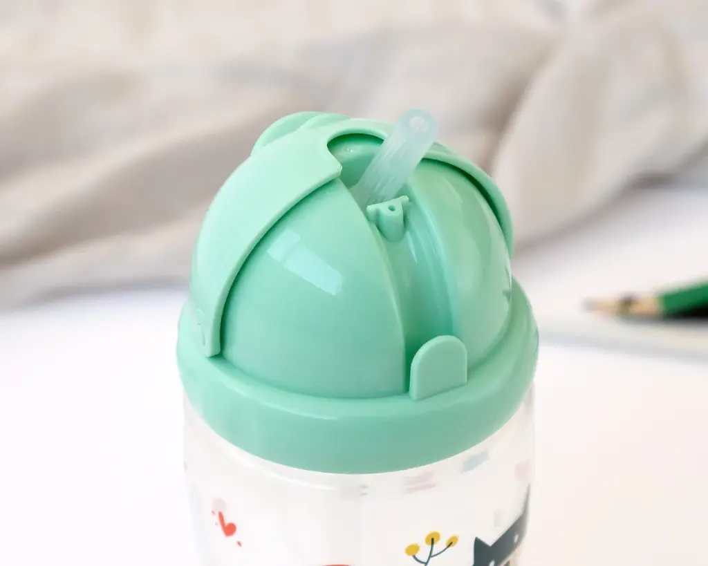 Botella infantil tritán 350ml Kiokids - Verde
