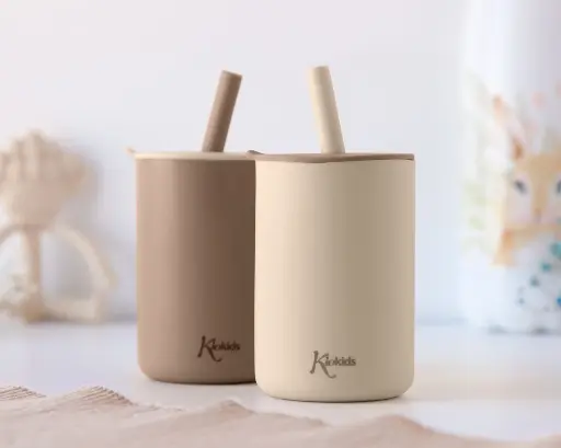 Vasos silicona con pajita Beige - Kiokids